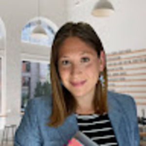 Meet your Posher, Lauren